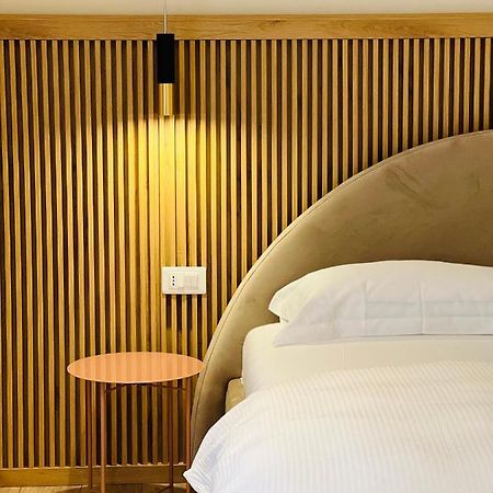 Tirana Center Hideaway Apartment Ngoại thất bức ảnh