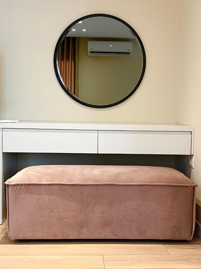 Tirana Center Hideaway Apartment Ngoại thất bức ảnh