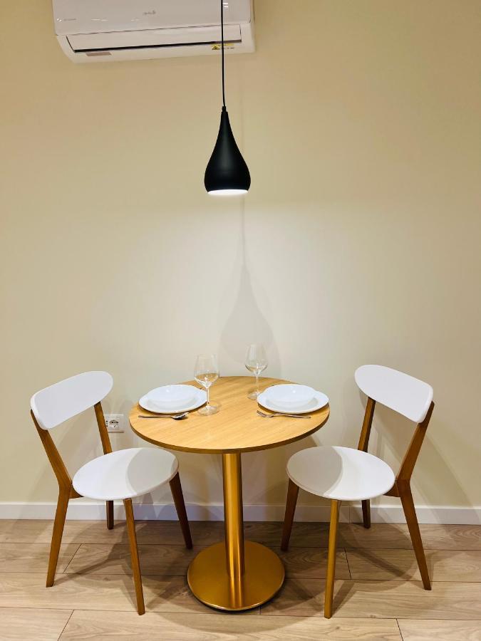 Tirana Center Hideaway Apartment Ngoại thất bức ảnh