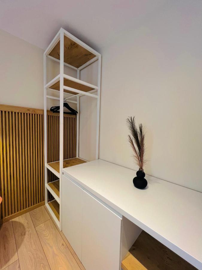 Tirana Center Hideaway Apartment Ngoại thất bức ảnh